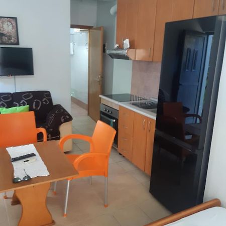 Mohito Beach Apartment 5 Sarandë Eksteriør billede