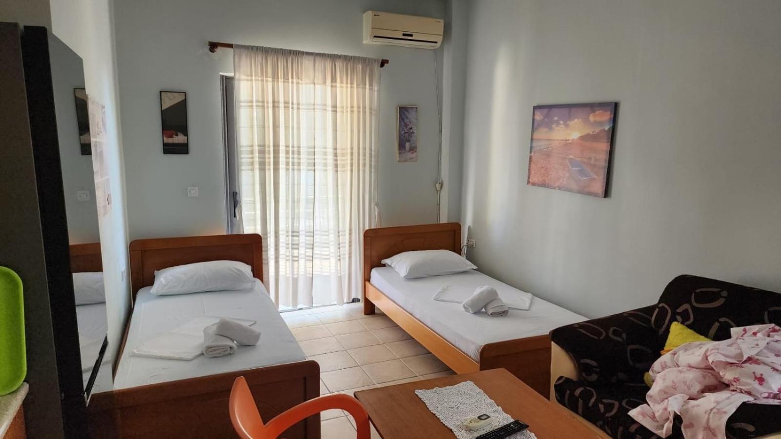 Mohito Beach Apartment 5 Sarandë Eksteriør billede