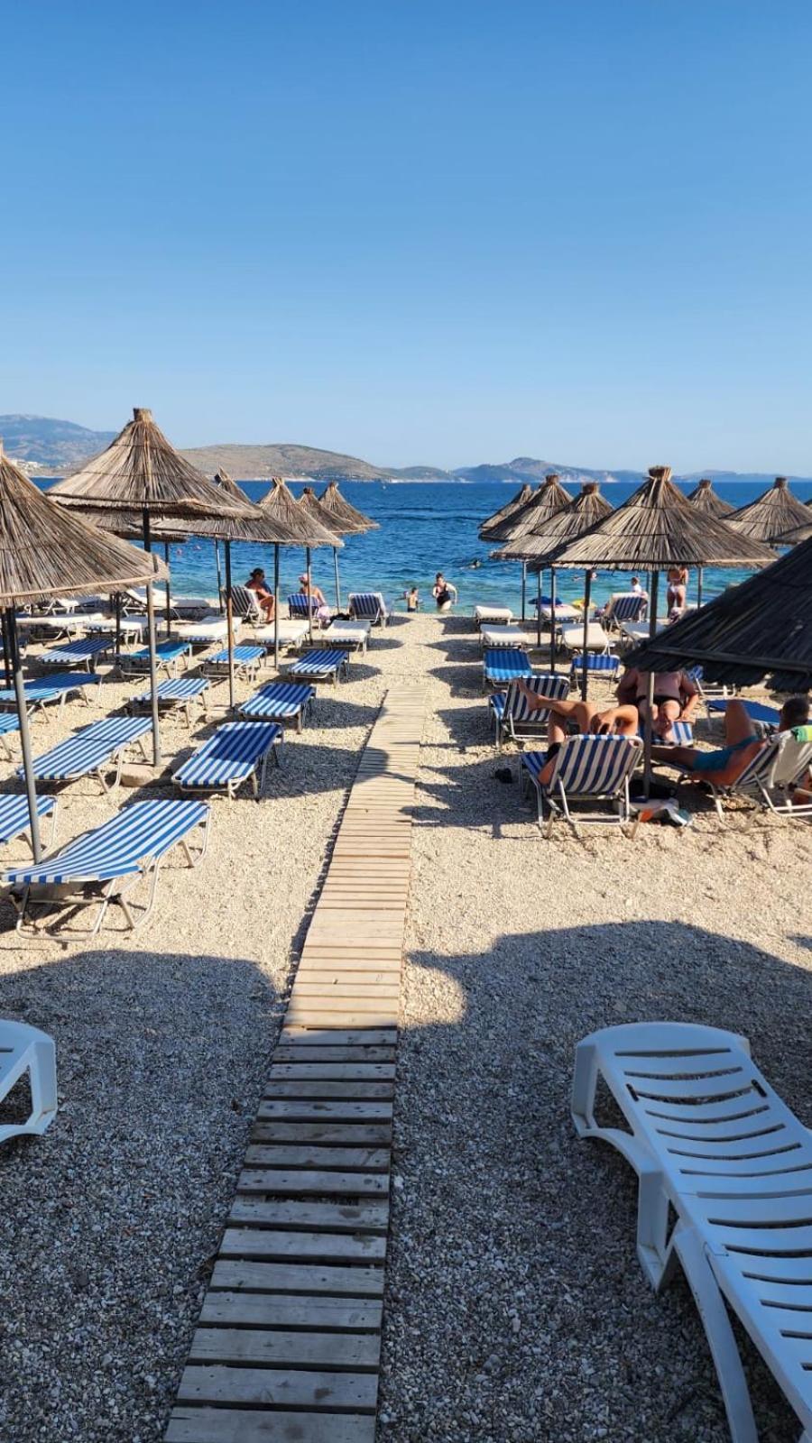 Mohito Beach Apartment 5 Sarandë Eksteriør billede