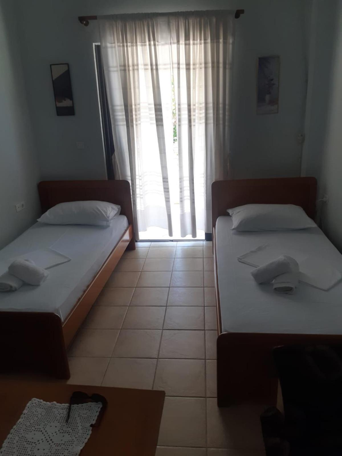 Mohito Beach Apartment 5 Sarandë Eksteriør billede